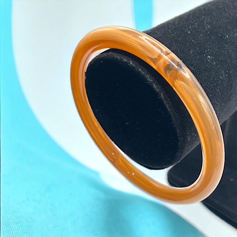 Taiwan Warm Beige Agate Bangle 3 Inch Around Bracelet!